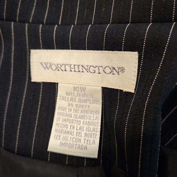 Worthington Navy and White Pinstripe Blazer sz 16W - Picture 4 of 9